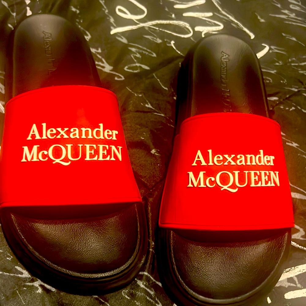 Authentic Alexander McQueen Slides